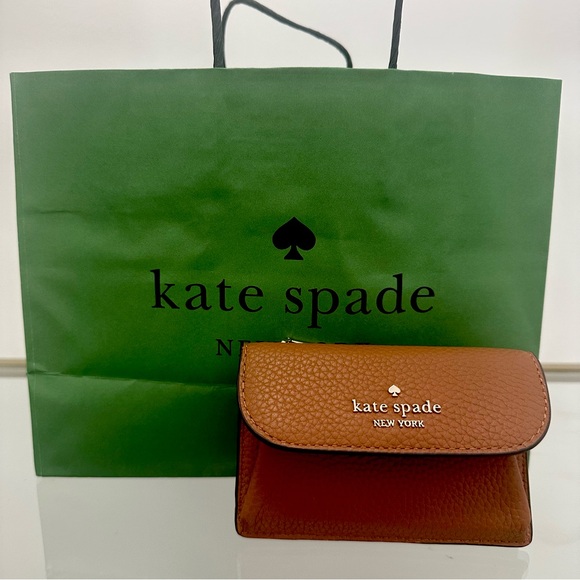 kate spade Handbags - - Kate Spade ♠️ card and change holder